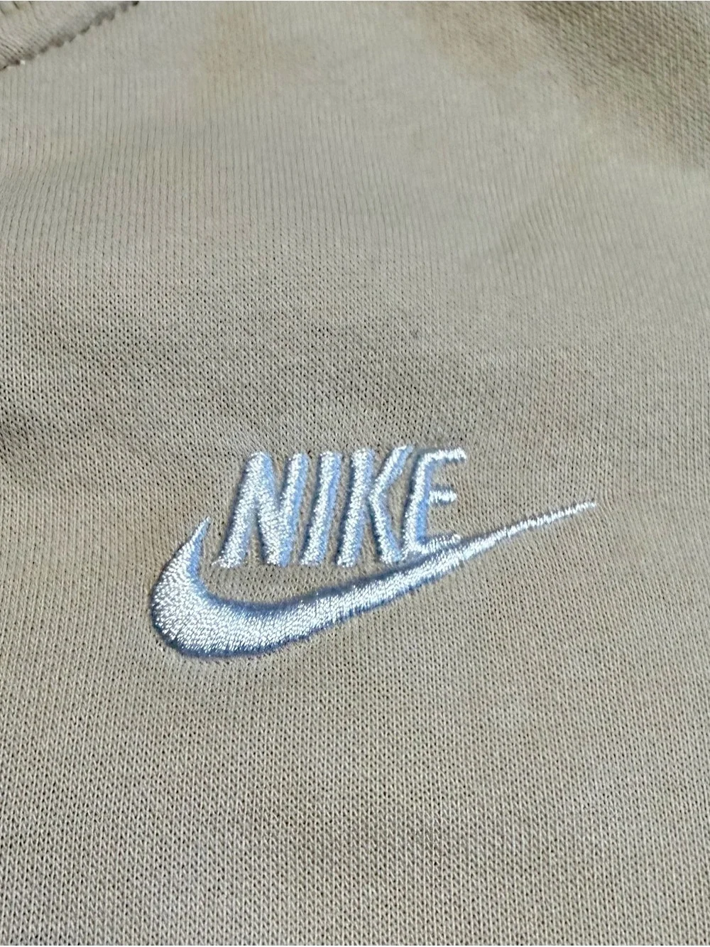 Nike Kid’s Crewneck Sweatshirt in Beige with White Swoosh